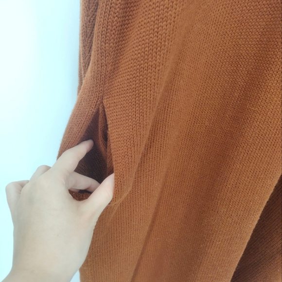 Lauren Manoogian Lauren Manoogian Lauren Manoogian Lauren Manoogian - Picture 10 of 14